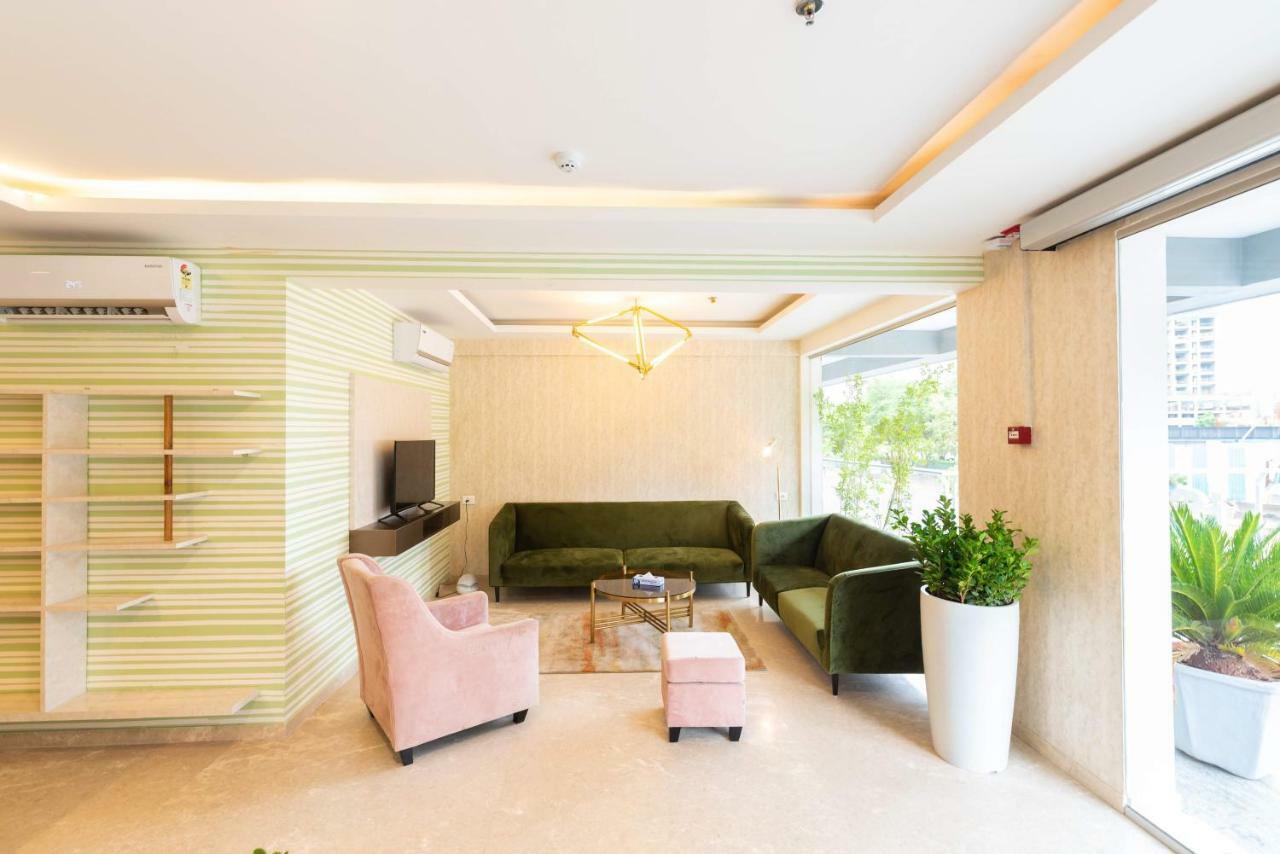 Staybird - B Suite, Business Hotel, Kharadi
